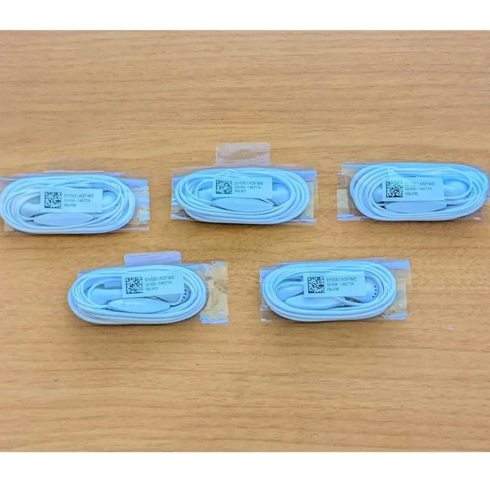 💥PRICE DROP💥 Lot #3 of 5 Samsung 3.5mm Stereo Handsfree Headset - White***